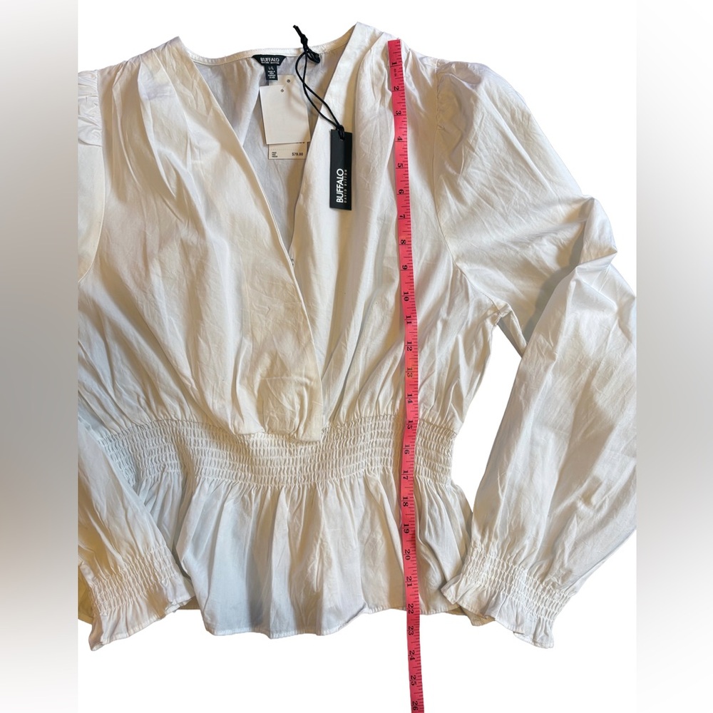NWT Women’s Buffalo David Bitton Trinity White Smocked Cotton Blouse, Size L - Picture 6 of 7